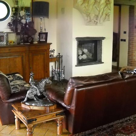 Agriturismo Maiocchi Villa Borgarello Екстериор снимка