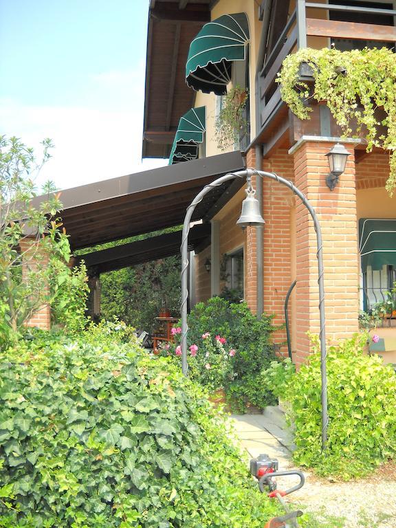 Agriturismo Maiocchi Villa Borgarello Екстериор снимка