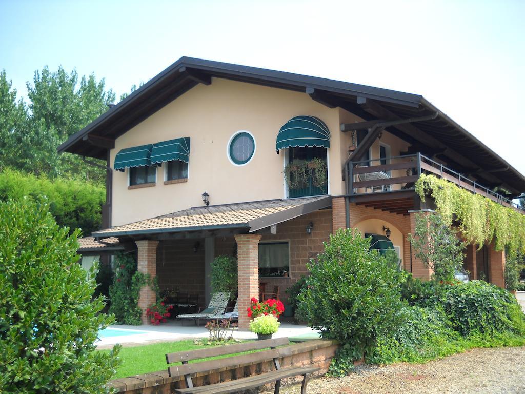 Agriturismo Maiocchi Villa Borgarello Екстериор снимка
